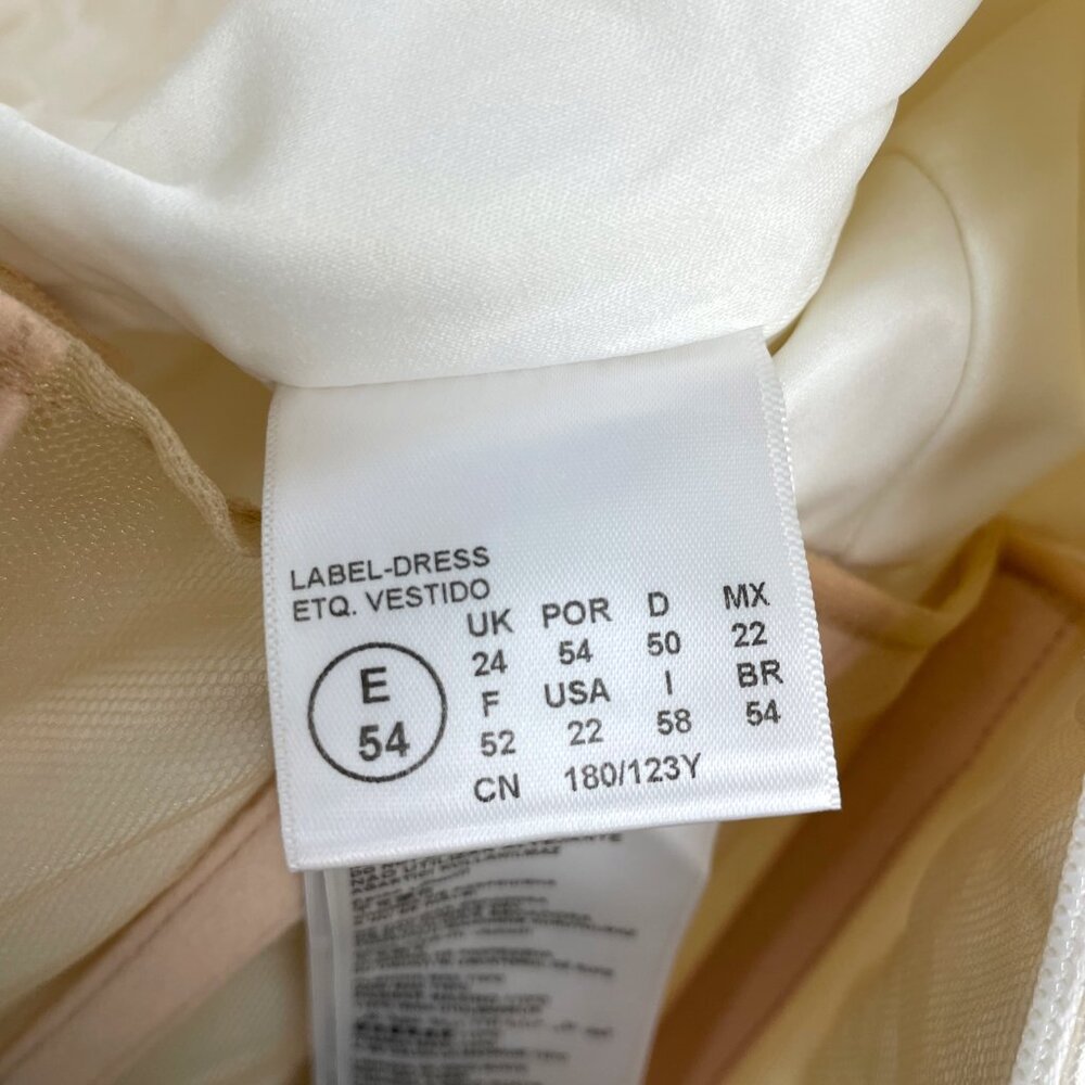 Pronovias "Oberon" Plus Size Mikado Mermaid Wedding Dress - Picture 9 of 13
